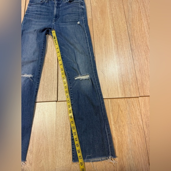 Mother Hustler Ankle Fray Denim Jeans - Picture 4 of 9